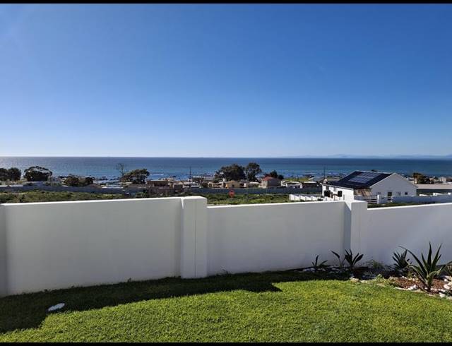 3 BEDROOM HOUSE FOR SALE IN ST HELENA VIEWS